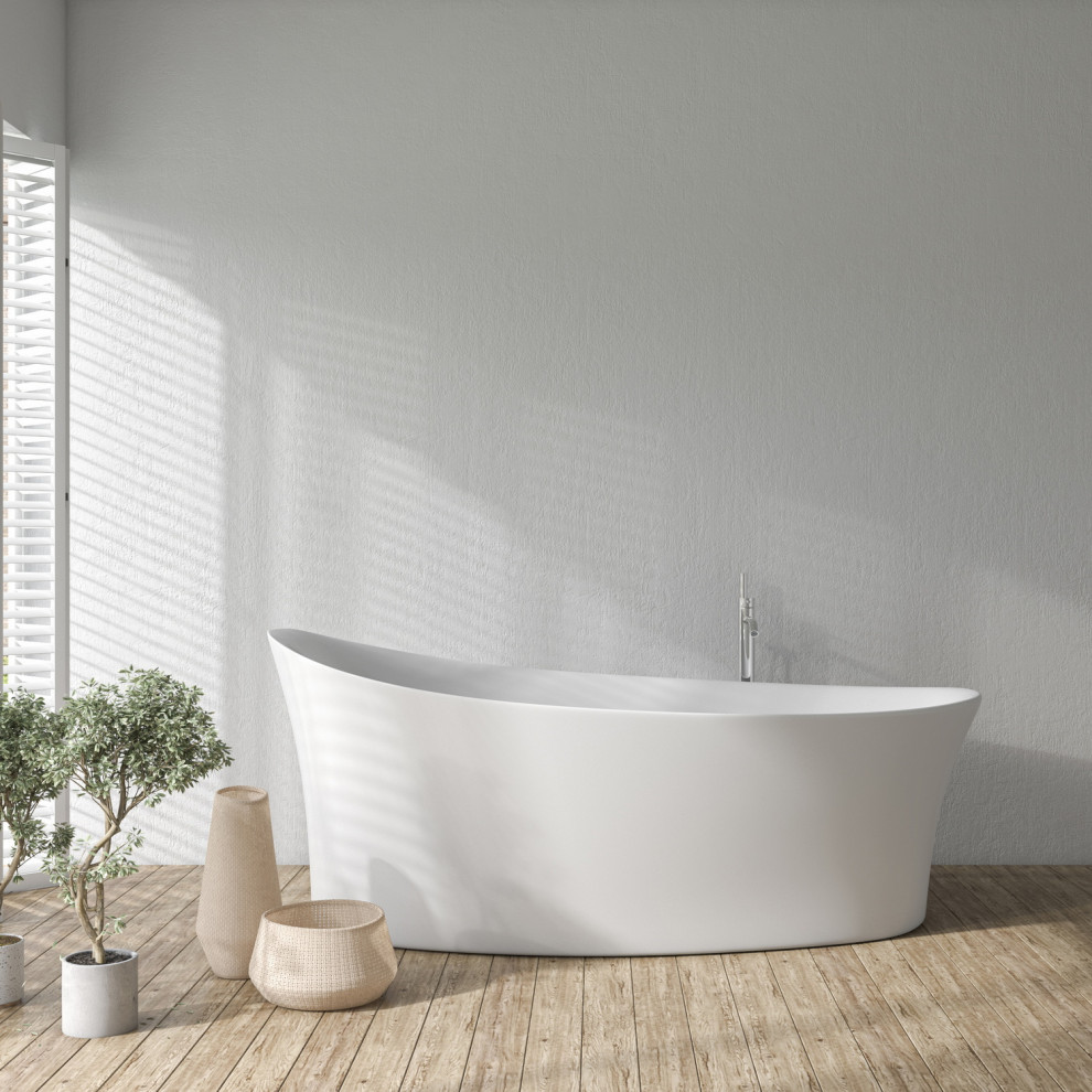 Diseño de cuarto de baño principal moderno de tamaño medio con bañera exenta, baldosas y/o azulejos blancos, imitación madera, paredes blancas, imitación a madera y suelo marrón