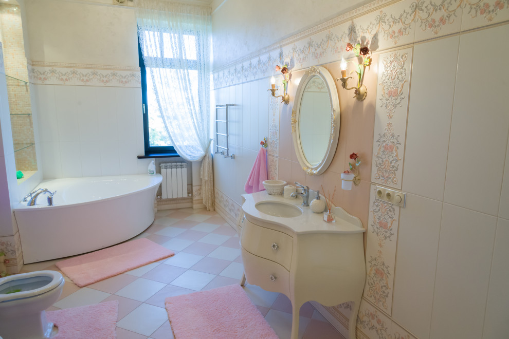 Интерьер дома в классическом стиле (500 кв м)