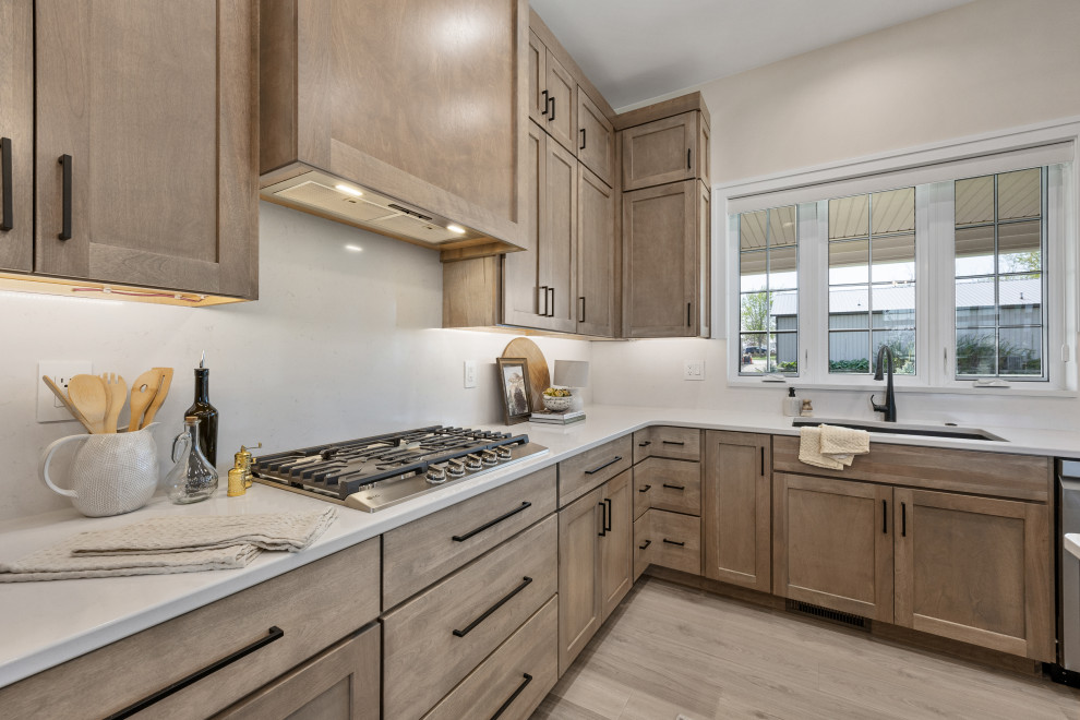 Mountain style kitchen photo in Cedar Rapids