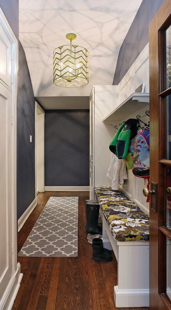 Transitional entryway photo in Chicago