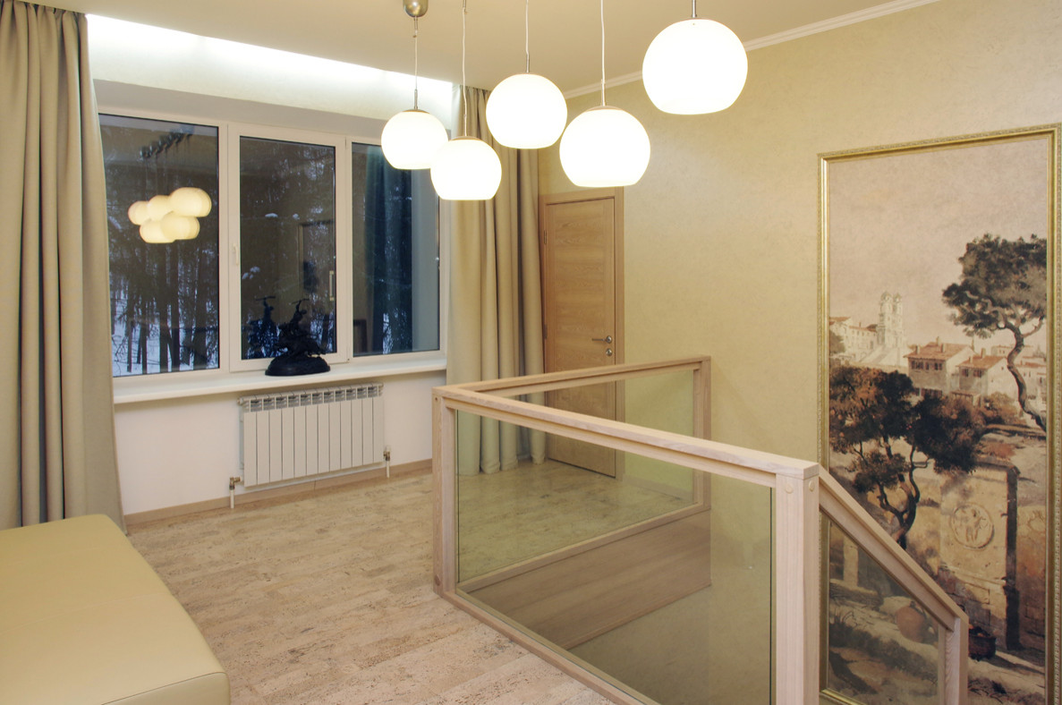 Натуральный ясень, дизайнер Юлия Бернухова