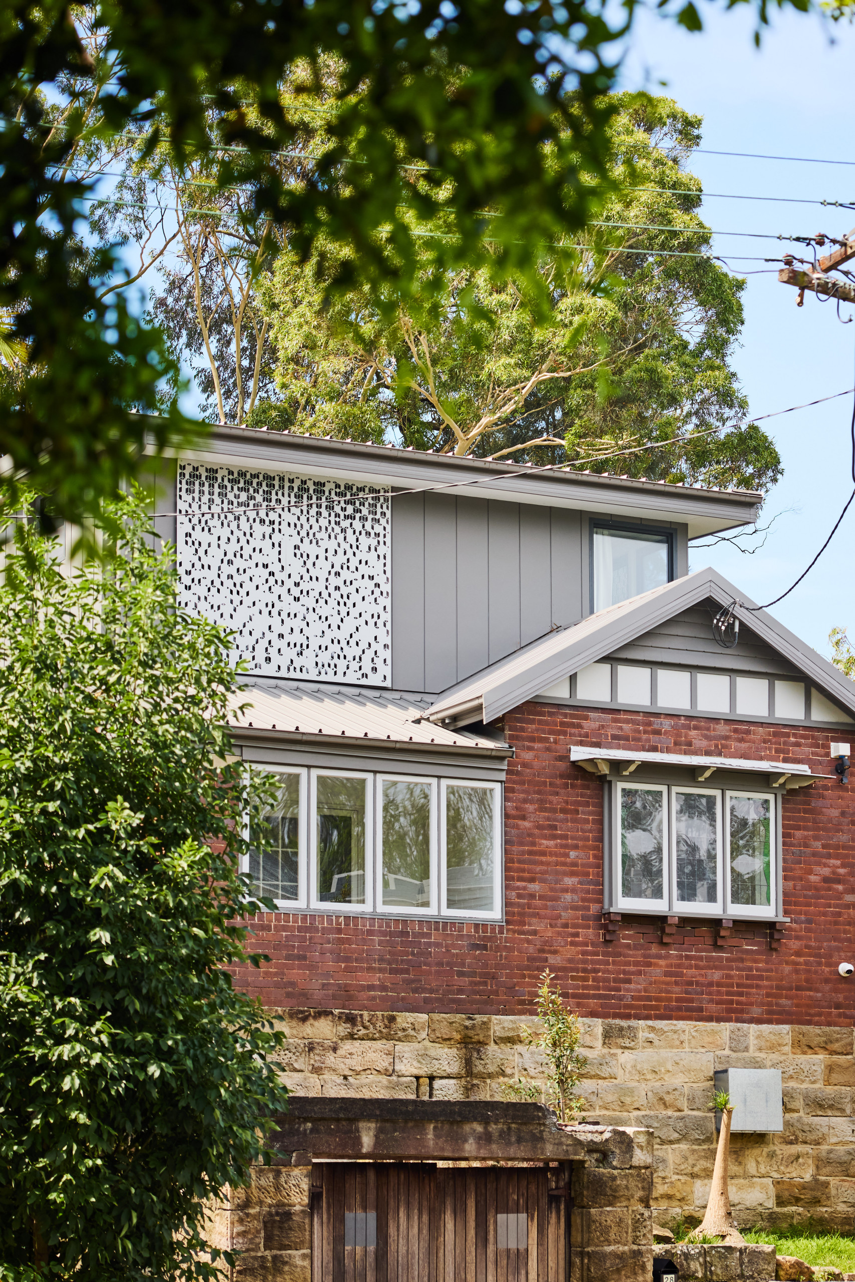 Rozelle Canvas House