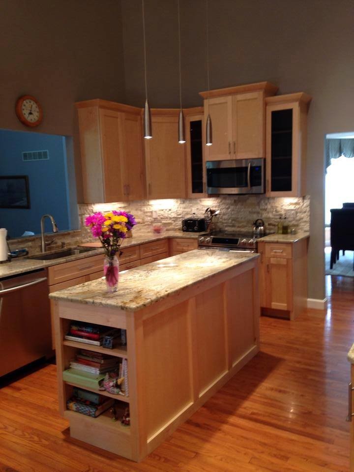 Inspiration for a transitional kitchen remodel in St Louis