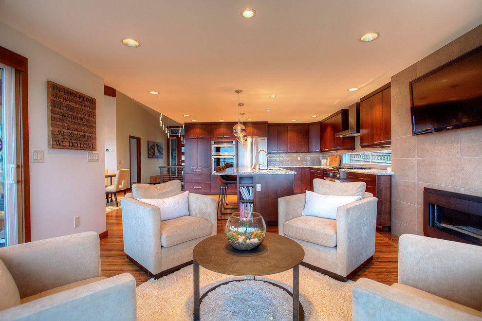 Home design - modern home design idea in Seattle