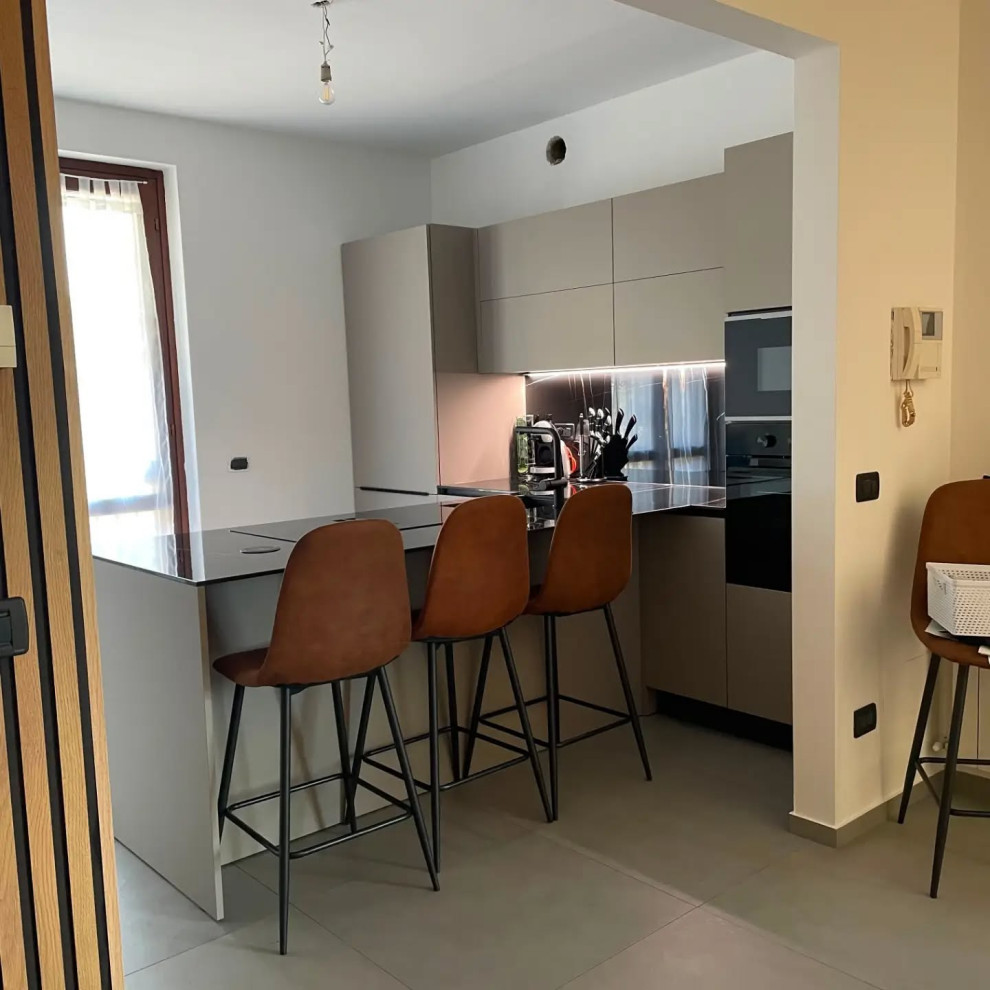 Arredo completo in stile moderno