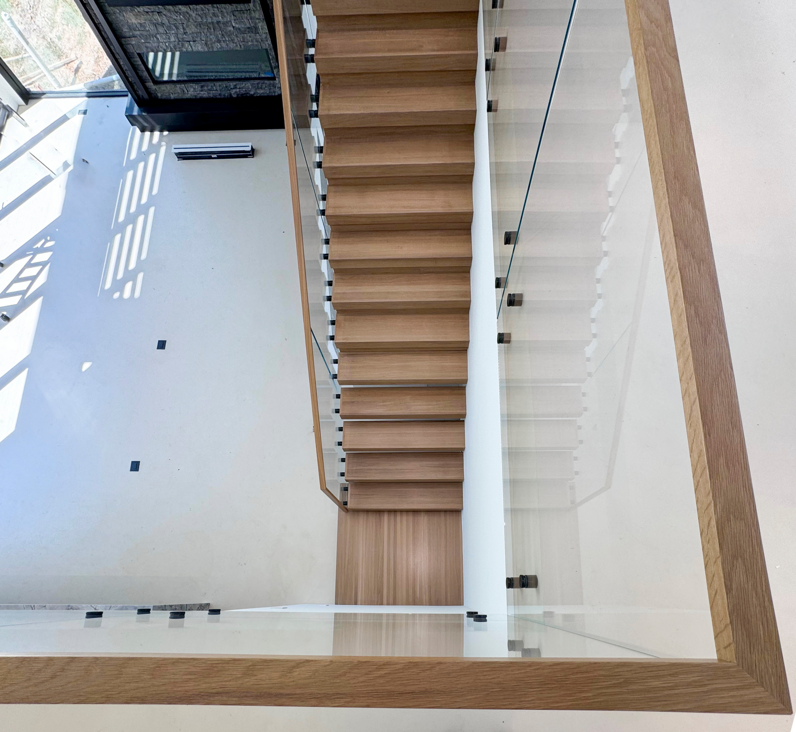 126_Visually Open and Light Contemporary Staircase, Mclean, VA 22102
