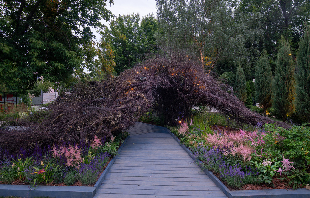 Фотосъемка Сада   по  Метрелинку на MFS 2019 Авторы М,Береснева М. ПРИНТЦ