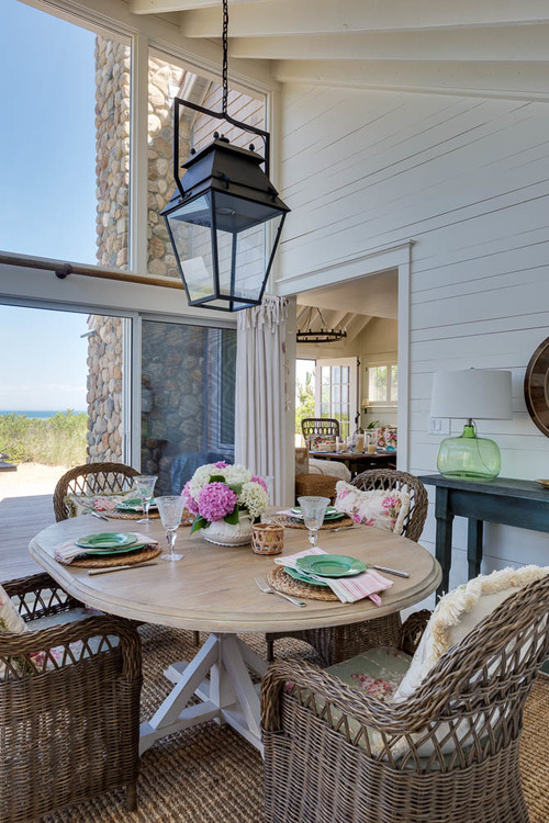 20 Bright And Beachy Dining Room Designs