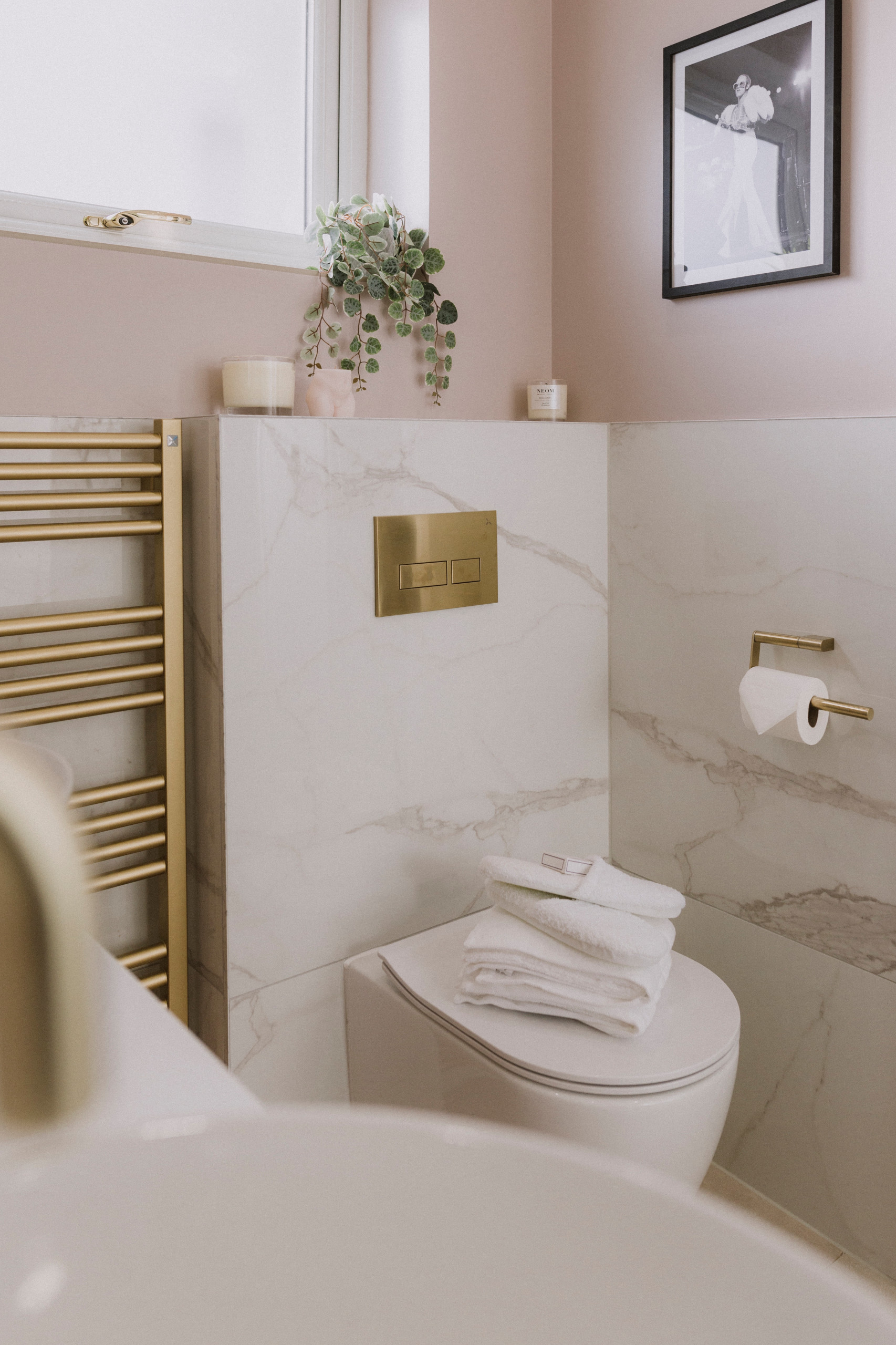 Lottie Drynan Bathroom