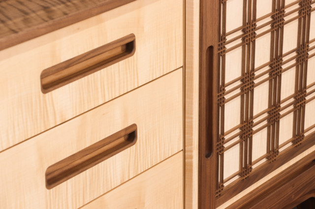 Decorative Walnut Sideboard retro-vardagsrum