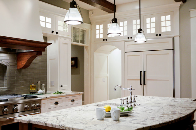 Traditional Kitchen Cabinets Granite Countertop Lighting Pantry