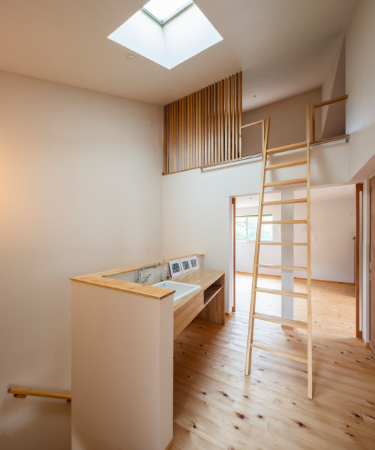 岸和田の家 minimalistisch-gaestetoilette