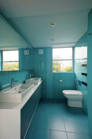 Darlington Point - Bathroom in Blue