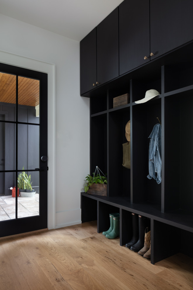 Woodland - Mudroom of modern luxury farmhouse in Pass Christian Mississippi photographed for Watters Architecture by Birmingham Alabama based architectural and interiors photographer Tommy Daspit.