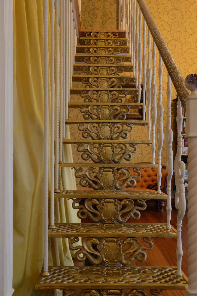 Тотем и табу