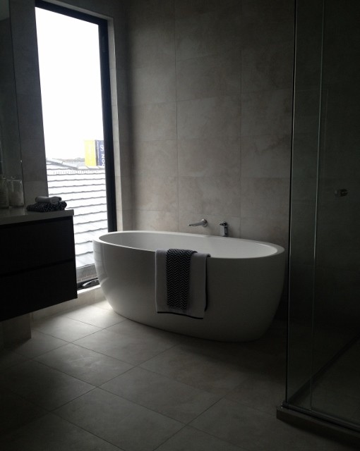 Large modern bathroom in Geelong.