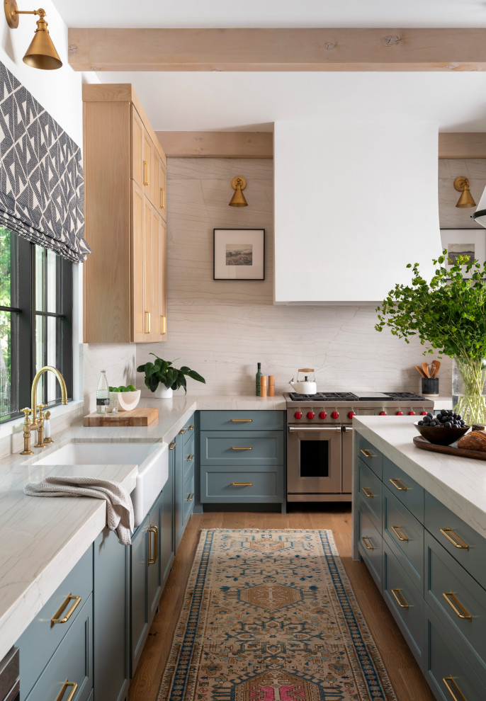 Inspiration for a transitional kitchen remodel in Austin