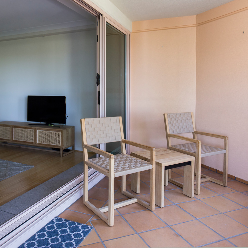 This is an example of a beach style verandah in Brisbane.
