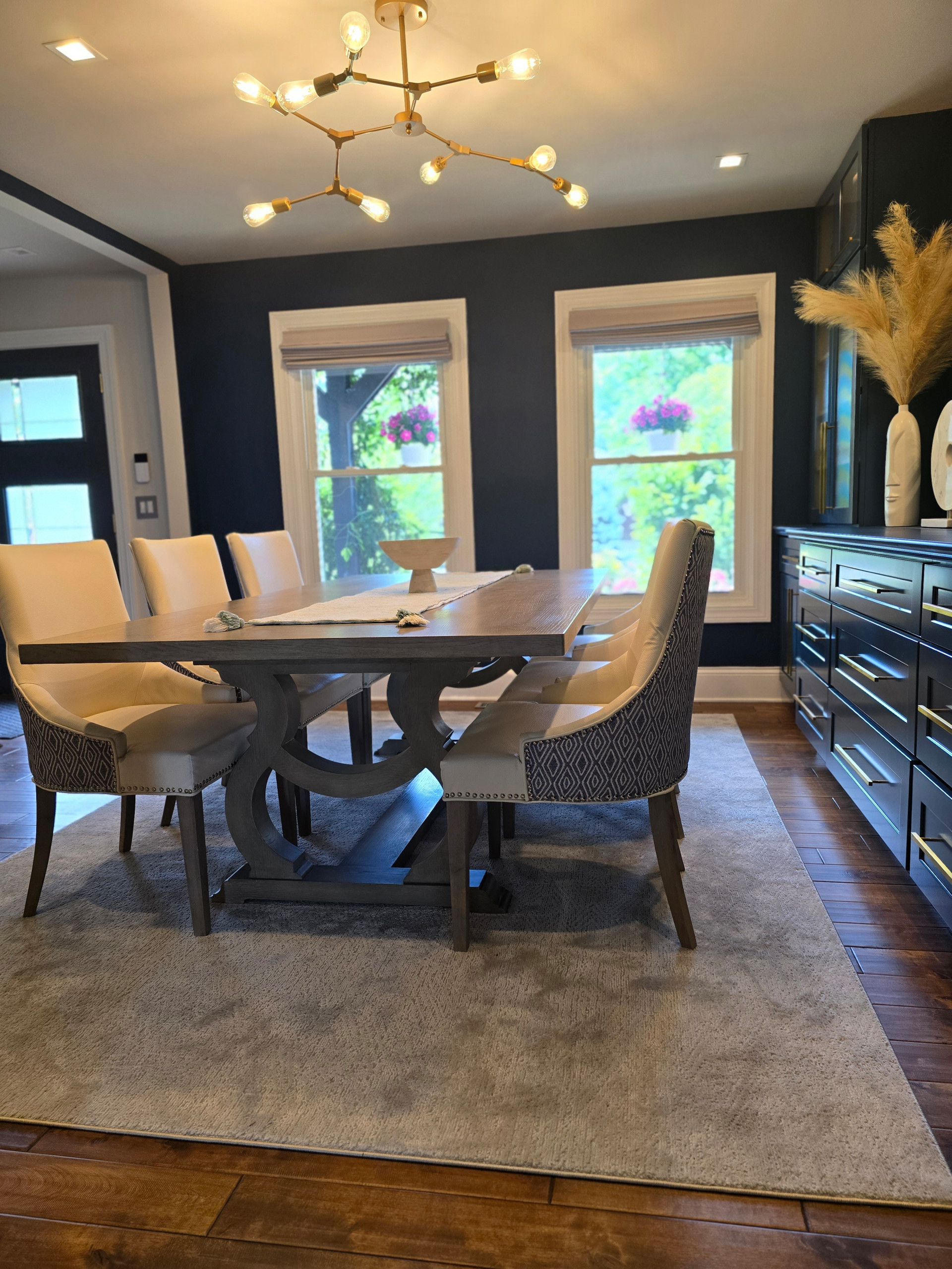 Elegant and Inviting