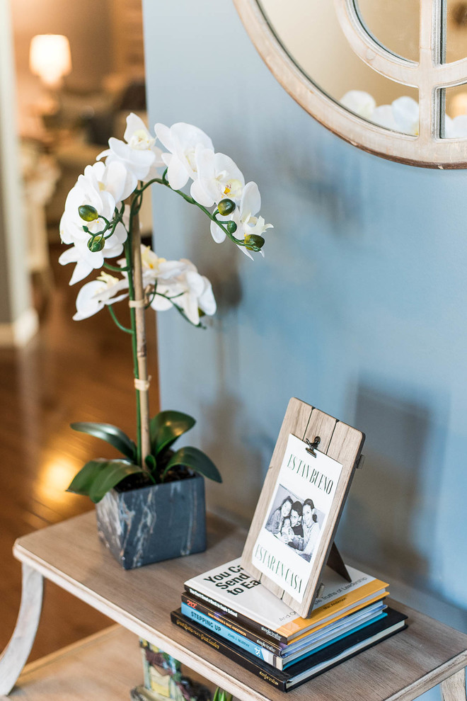 Home design - transitional home design idea