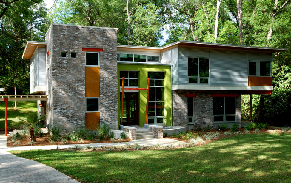This is an example of a contemporary exterior in Atlanta.