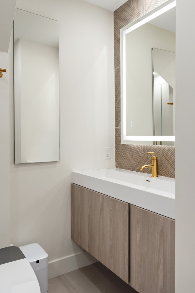 Commonwealth Ave - Master Bathroom