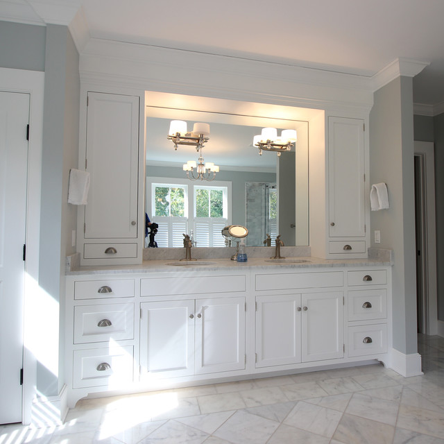 Eastern Point Beach Home Beach Style Bathroom New York by Tate