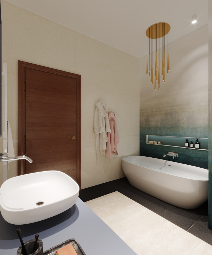 ванная комната с окном