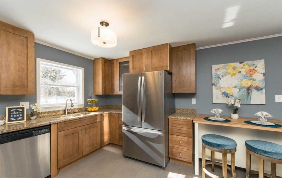 Kitchen - transitional kitchen idea in Baltimore