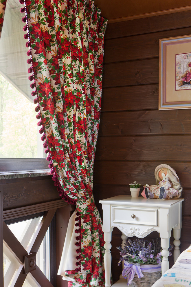 Шторы с пуансеттией для веранды