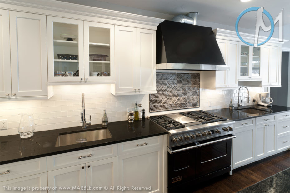 Example of a large trendy kitchen design in New York