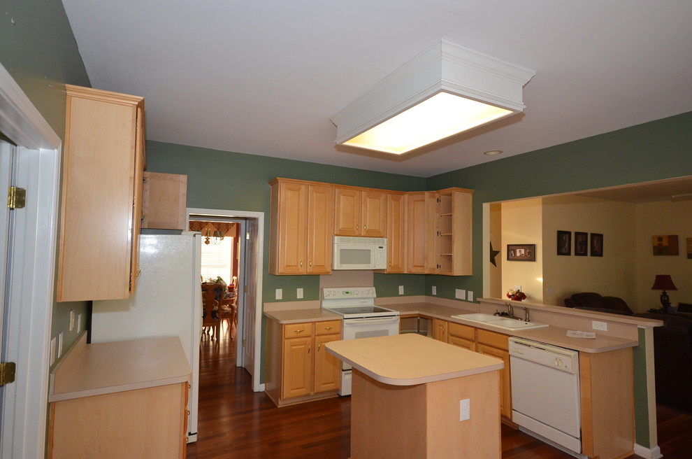 Shari & Joe's Kitchen