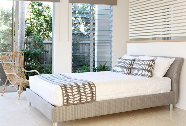 Noosa Holiday Home contemporary-bedroom