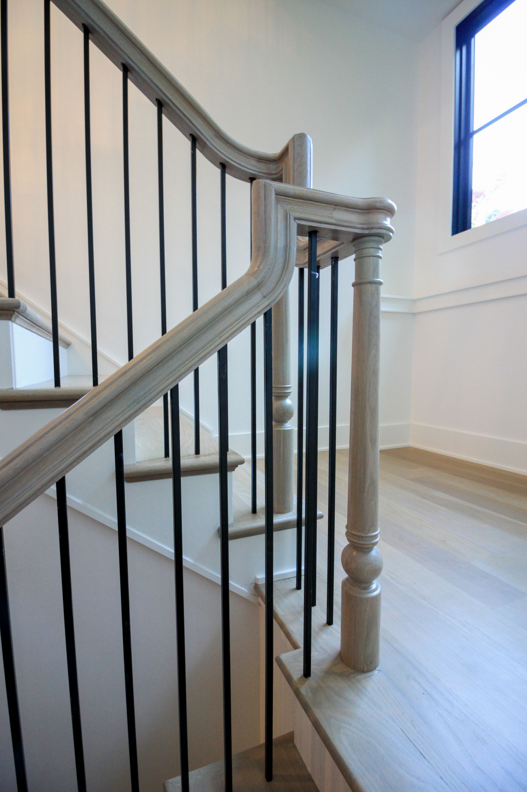93_Captivating Light Wood Railing System with Black Spindles, Arlington VA 22207