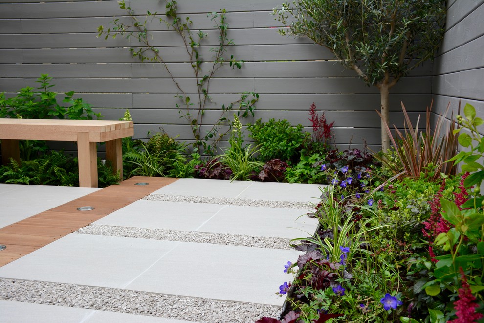 Inspiration for a small contemporary back partial sun garden for summer in London.