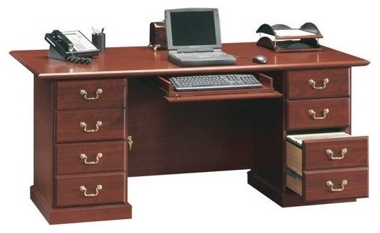 Heritage Hill Executive Desk in Classic Cherr