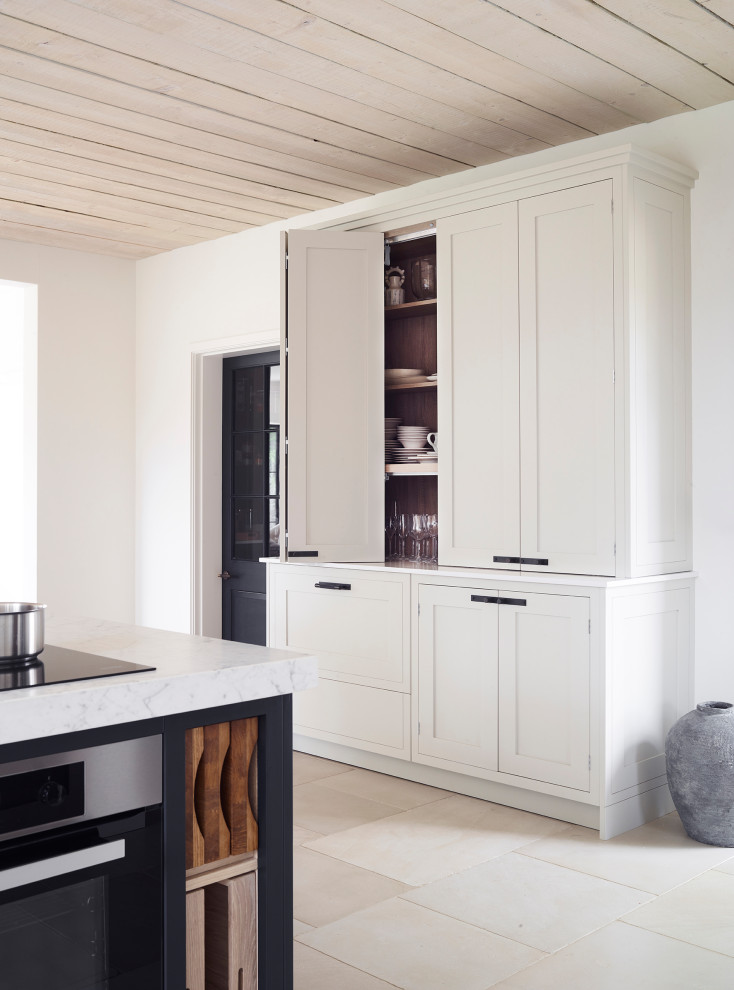 Photo of a traditional kitchen in London.