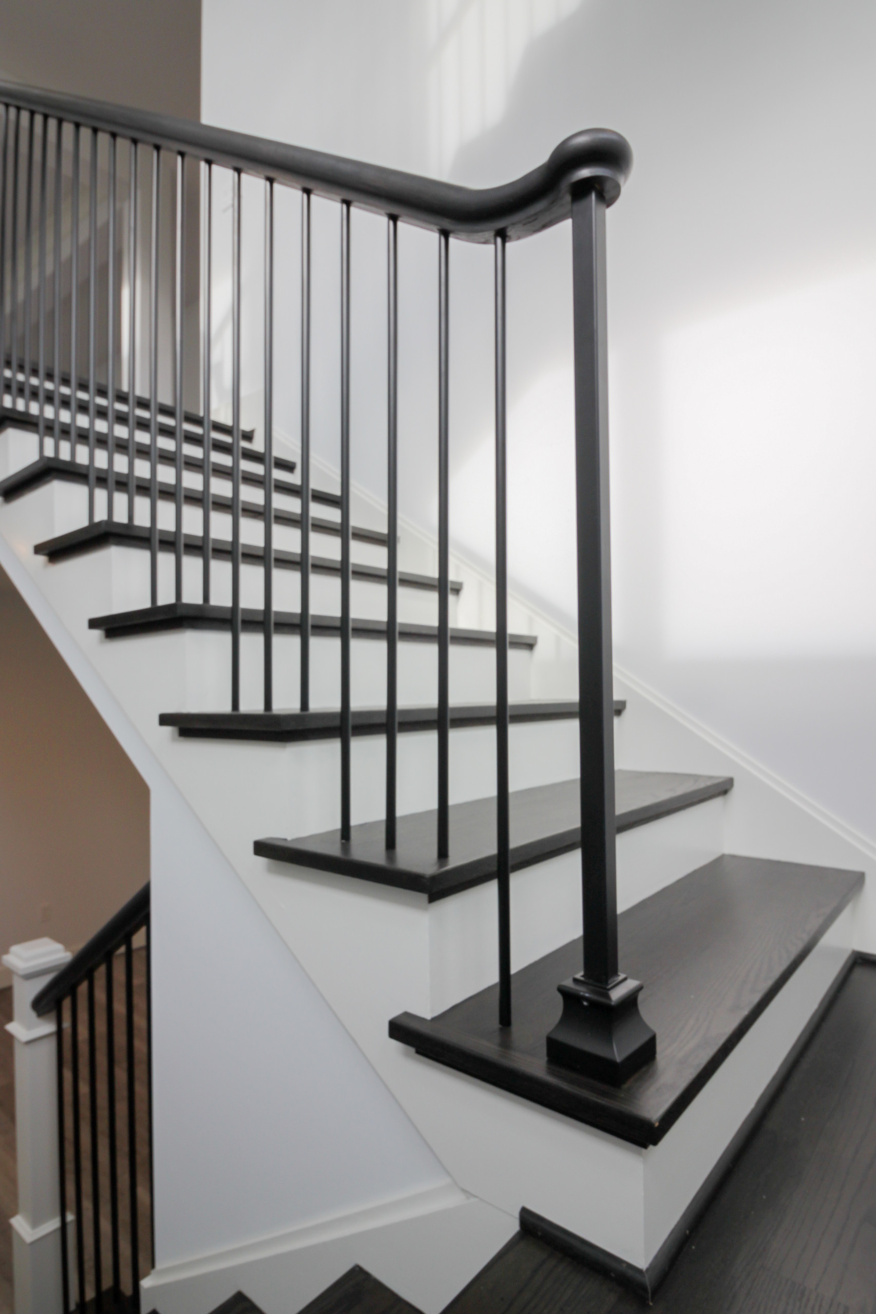 90_Classic Staircase with a Contemporary Twist, McLean VA 22101