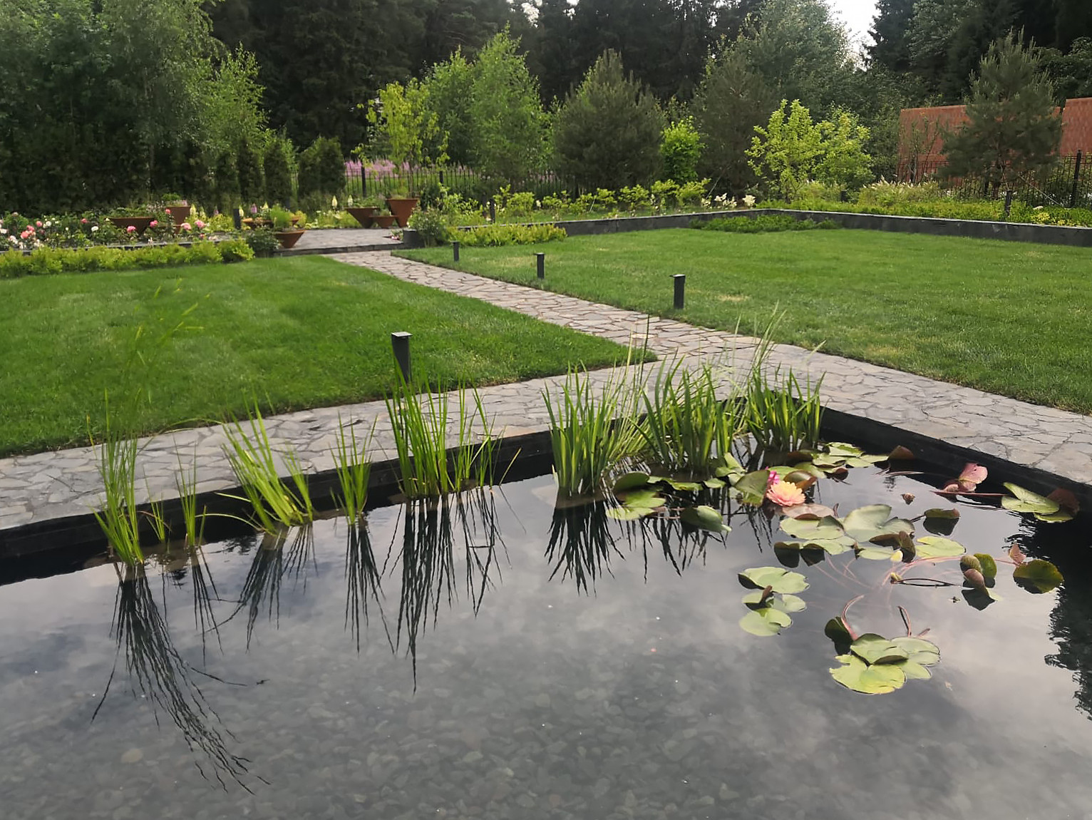 Landscape design of the territory (Moscow region)