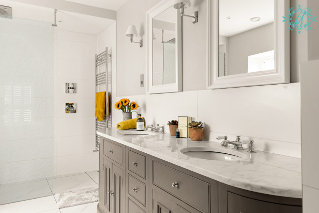 Bathroom contemporary-bathroom