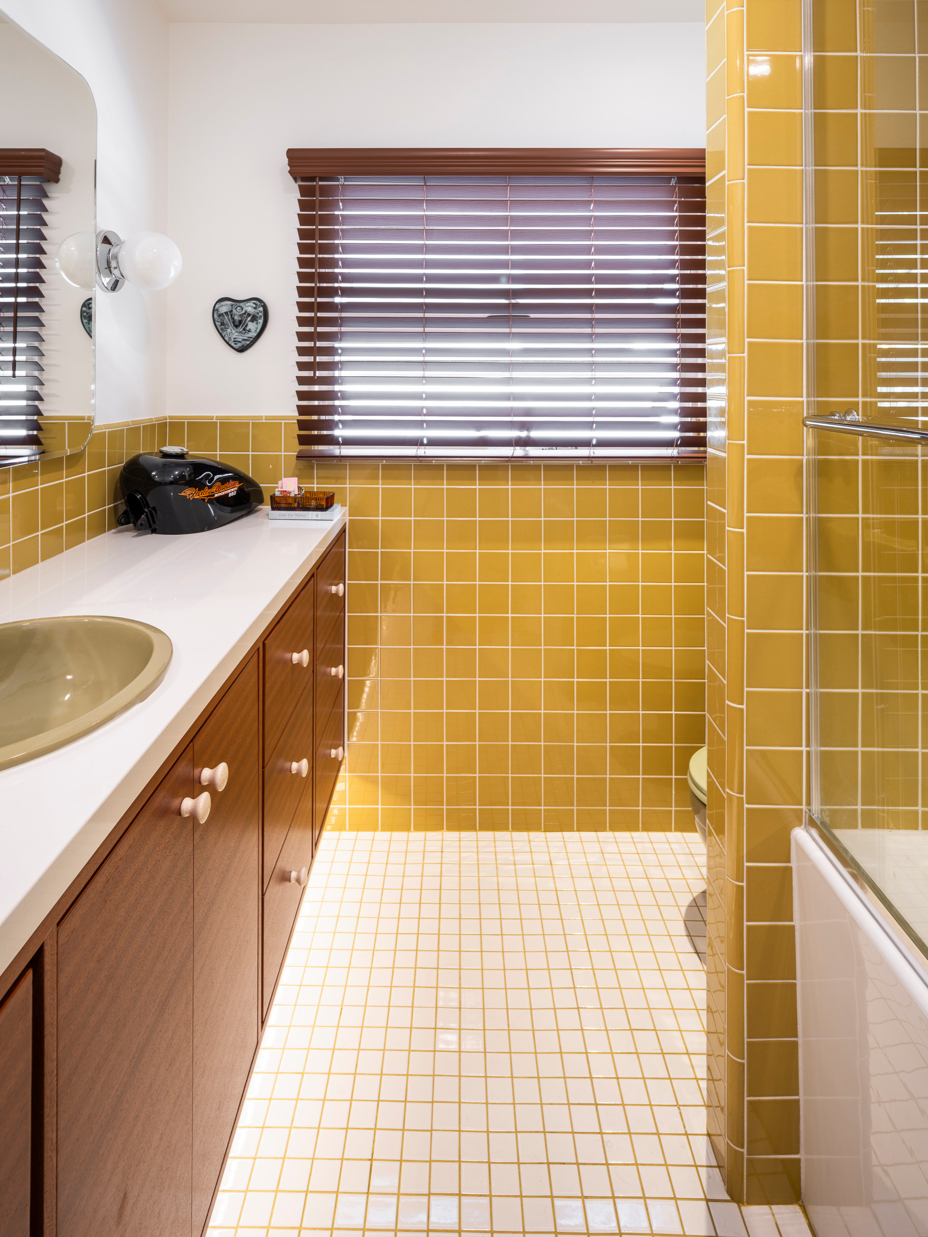 1970/80s-Inspired Beach Bungalow | Full Design + Remodel