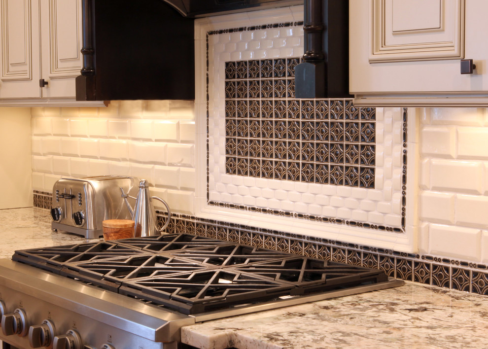 Inspiration for a transitional kitchen remodel in Baltimore