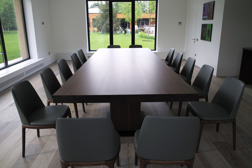 Мебель и предметы интерьера, выполненные по моим эскизам совместно с фабриками