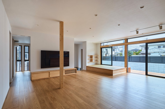 宝塚の平屋 japanisch-modern-wohnbereich
