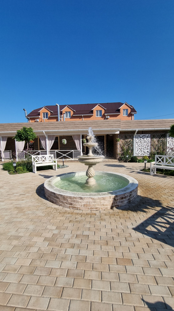 Реализация проекта "Французский дворик"