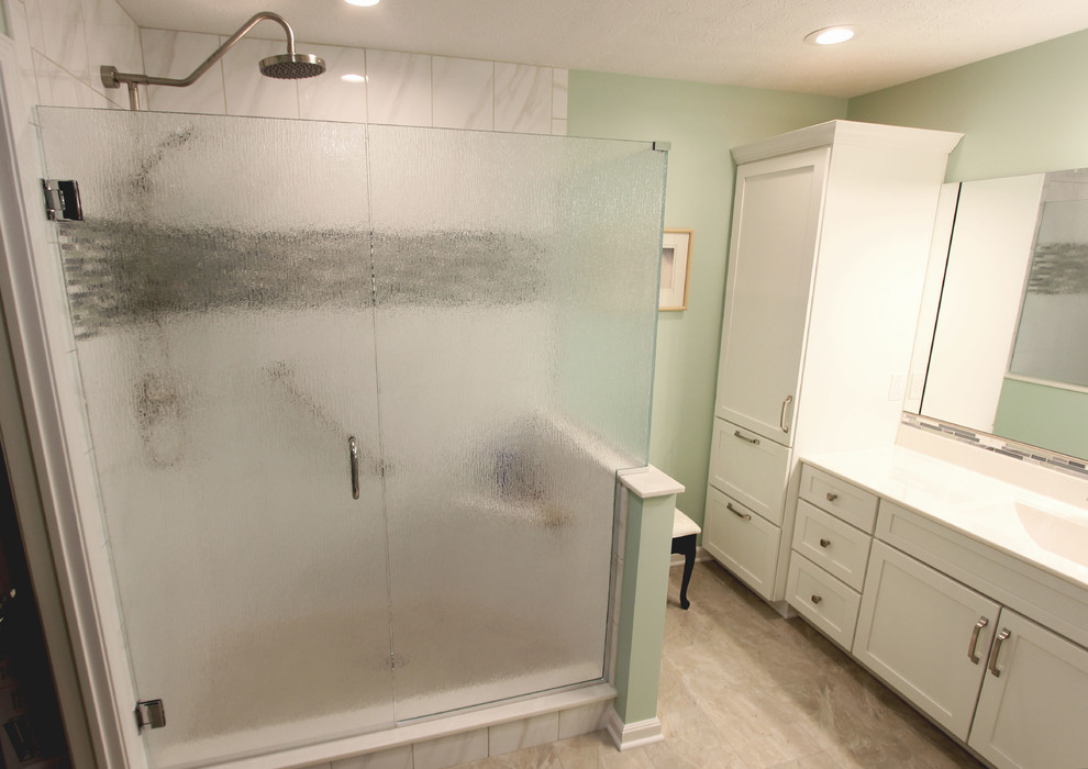 Medallion White Vanity, Cultured Marble Countertop, Tiled ...
