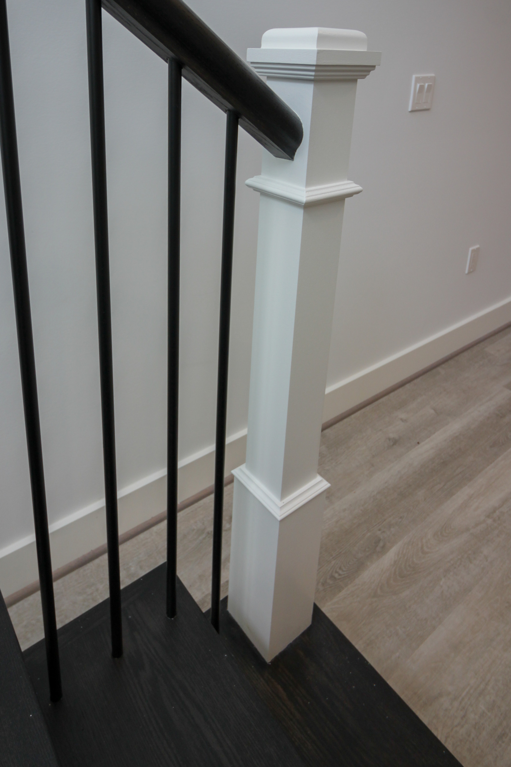 90_Classic Staircase with a Contemporary Twist, McLean VA 22101