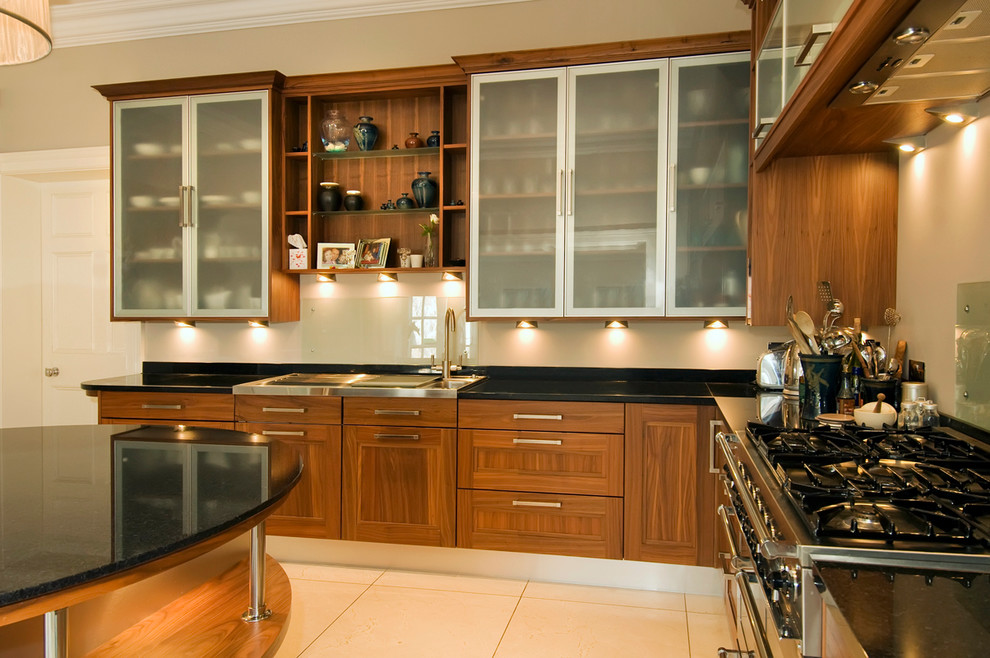 Photo of a contemporary kitchen in Limerick.