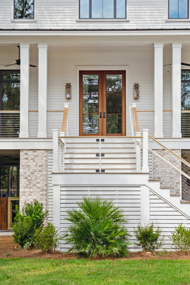 Home design - transitional home design idea in Charleston