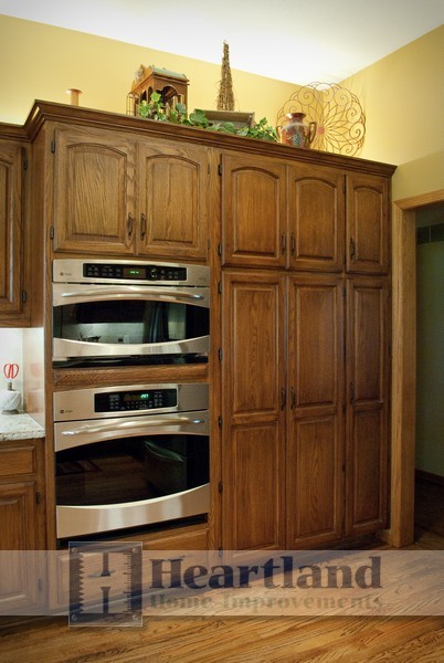 Inspiration for a traditional kitchen in Wichita.
